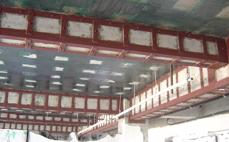 包鋼加固在施工中的應用及特點